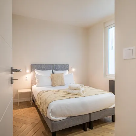 Oiqia • Palace • N°4 * Tours