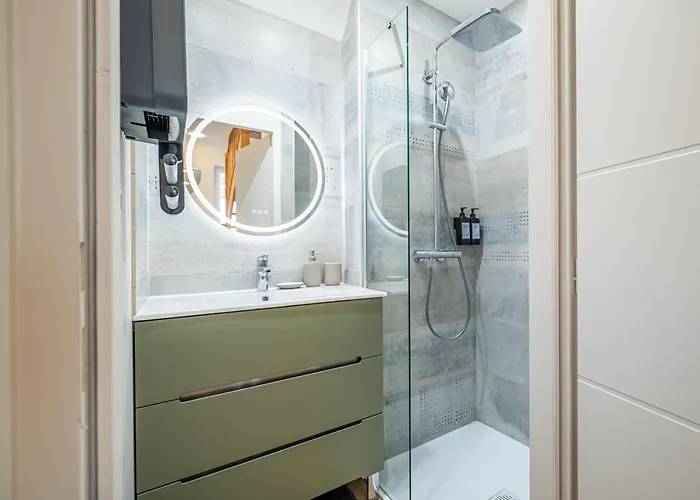 Oiqia • Palace • N°4 Tours